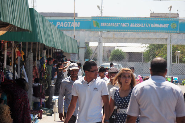 Bazar in Türkmenabat