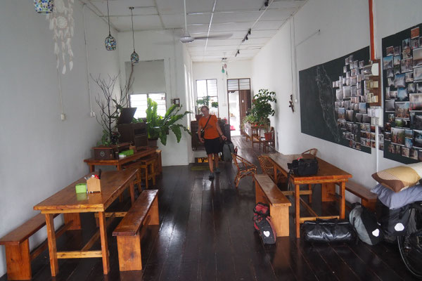 Unser Schlafsaal über dem Cafè - Radreise/Cycletouring - Alles in 12 Taschen - Malaysia