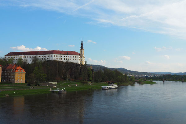 Decin