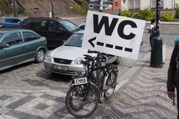 Mhmm, da stehen wohl normalerweise keine Fahrräder