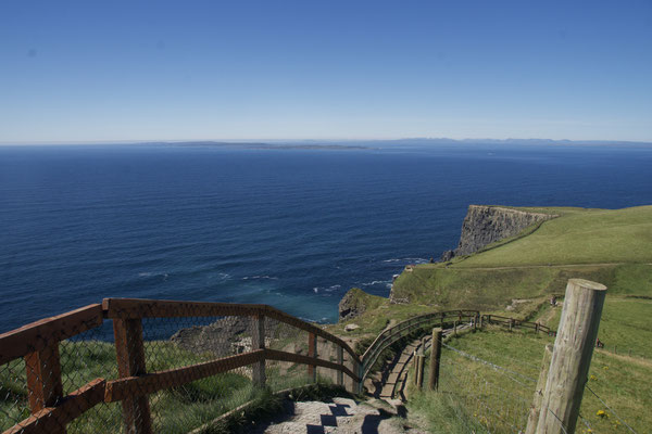 Der Atlantik Wanderweg by Moher