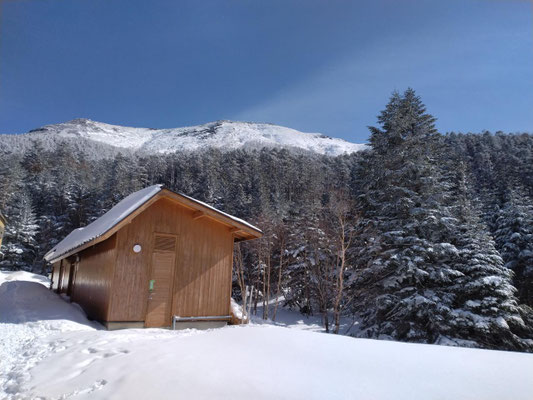 9.硫黄岳の山並み