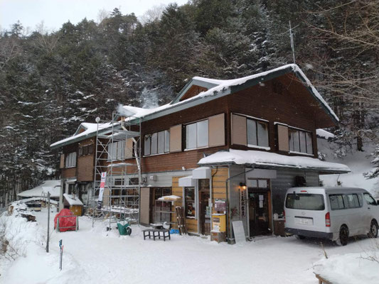 9.夏沢鉱泉