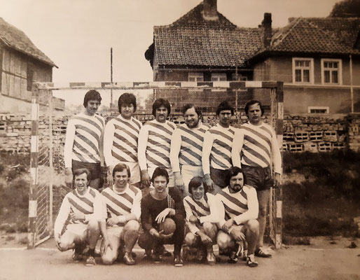1979 Sportplatz Hauptstraße: U. Munzert, K.D. Schulze, R. Görlitz, D. Cohnstein, G. Fricke, W. Strathausen, D. Eschenröder, G. Klepzig, R. Steinmann, J. Arend