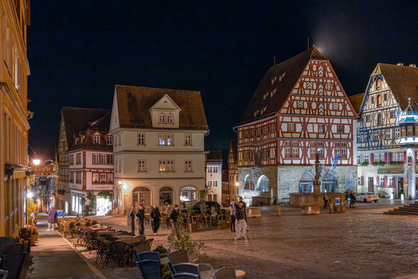 Iris Blümling - Marktplatz