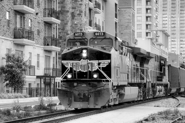 Michael Rosen - Union Pacific 6073 in Austin TX