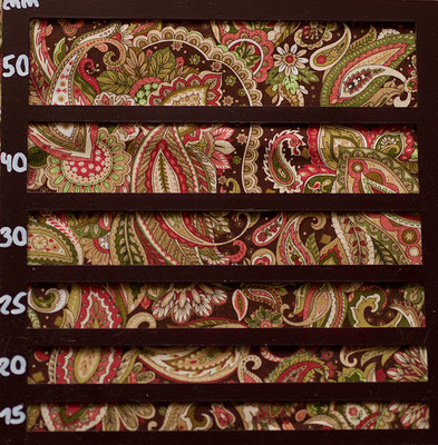 Paisley beige rot