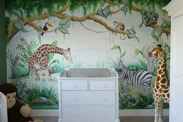 Jungle thema op deze babykamer
