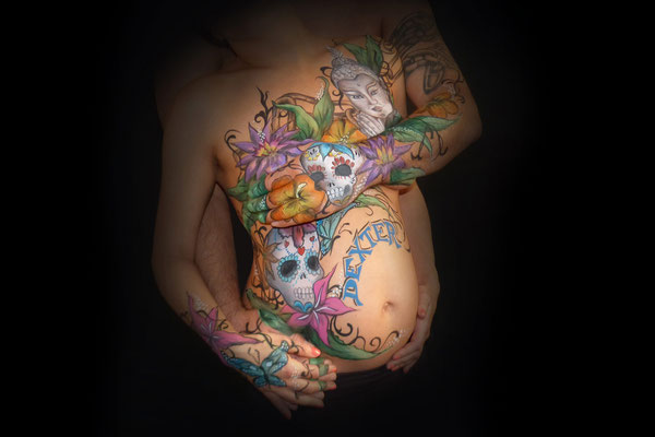 Een stoere bodypaint in thema Tailand