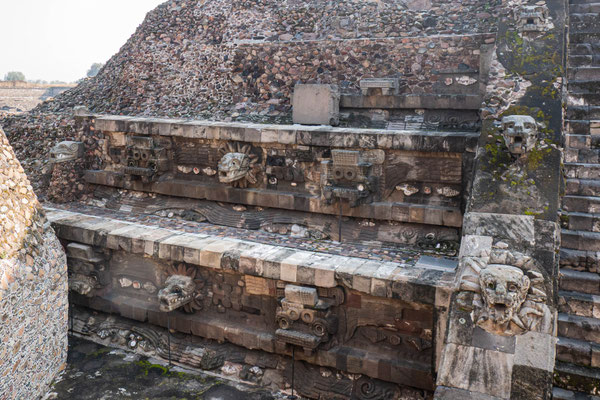 Tempel des Quetzalcoatl, genannt die " Gefiederte Schlange"