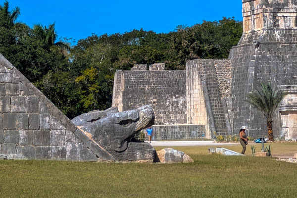 Pyramide des Kukulcán ( Maya-Wort für Quetzalcoatl, dem Schöpfergott)
