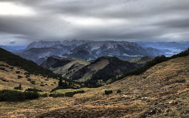 Blick zurück auf's Kaisergebirge