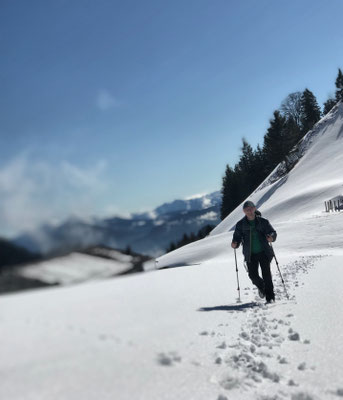 Aufstieg im Schnee