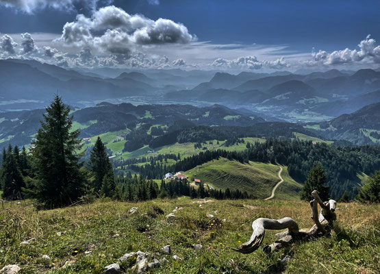 Aussicht beim Abstieg vom Spitzstein Gipfel