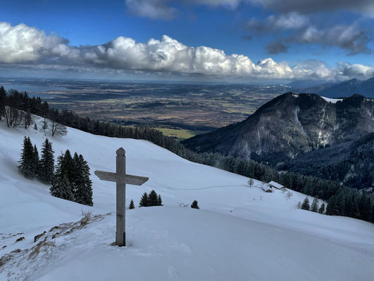 Am Erlbergkopf Gipfel im Winter