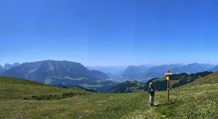Wegweiser zwischen Wandberg und Brennkopf