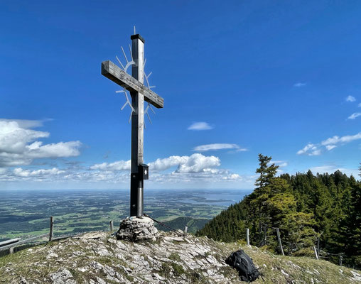 Riesenberg Gipfel mit neuem Gipfelkreuz