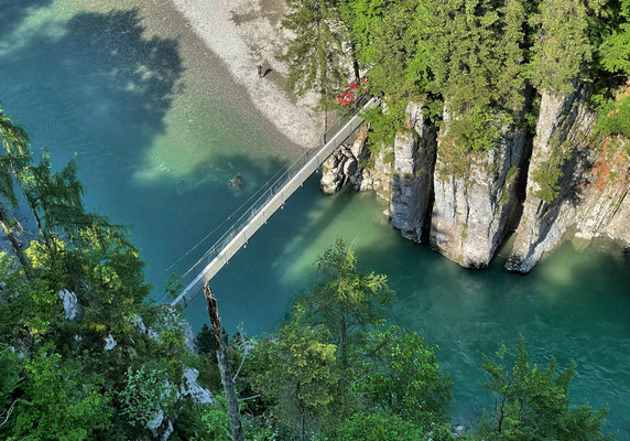 Tiefblick von der Aussichtsplattform Eibenschlucht