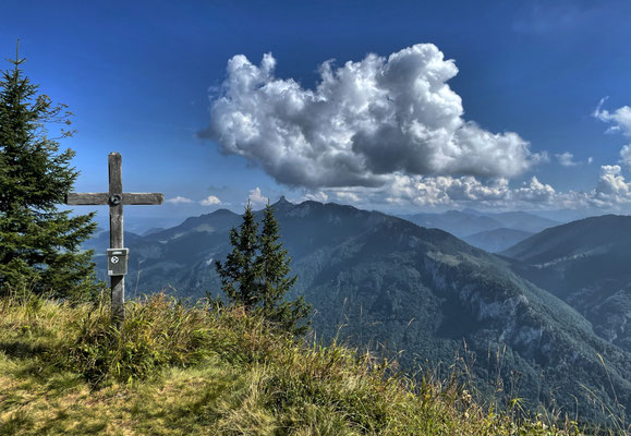 Gipfelkreuz am Heuraffelkopf