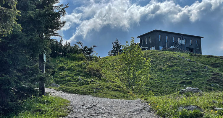 Die Hochrieshütte ist in Sicht