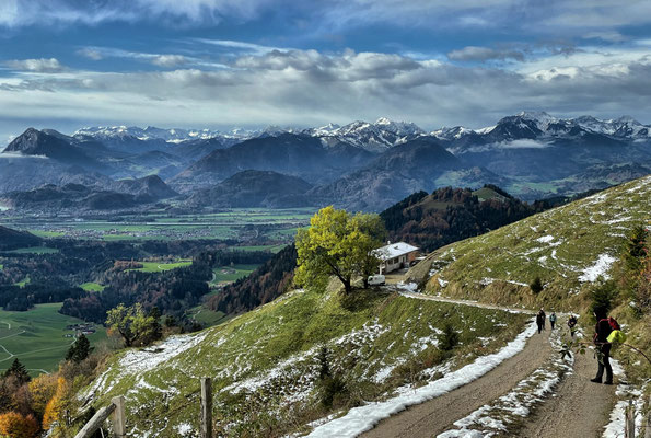 Blick zurück auf den Aufstiegsweg