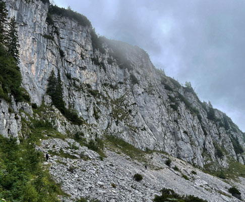 Querung eines Geröllfeldes