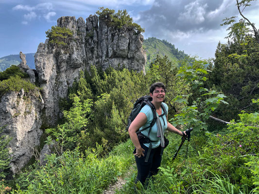 Abstieg in den Sattel zwischen Spitzstein und Brandelberg