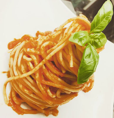 Spaghetti Pomodoro & Basilico
