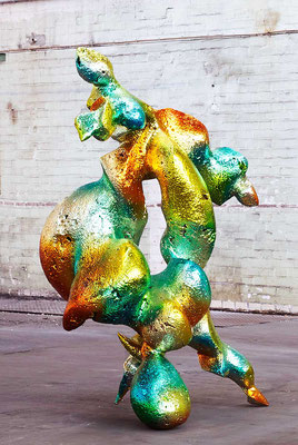 Ulrike Buhl, Zumba ( all eyes on -), 2012,   mixed media, silvering, colored glaze, lacquer, 178 x 120 x 120 cm