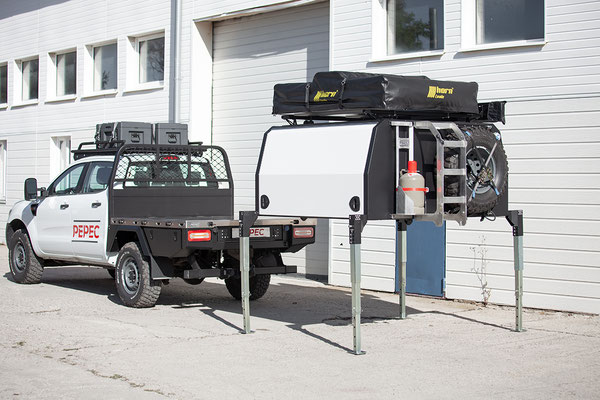 PEPEC GmbH - Ford Ranger Ladefläche / Flachbettpritsche / Flachpritsche mit Absetzbox / Canopy und Camping / Overlander Ausbau