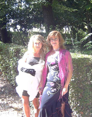 Maravilla y Fina. Hijas de Casiano y Nati