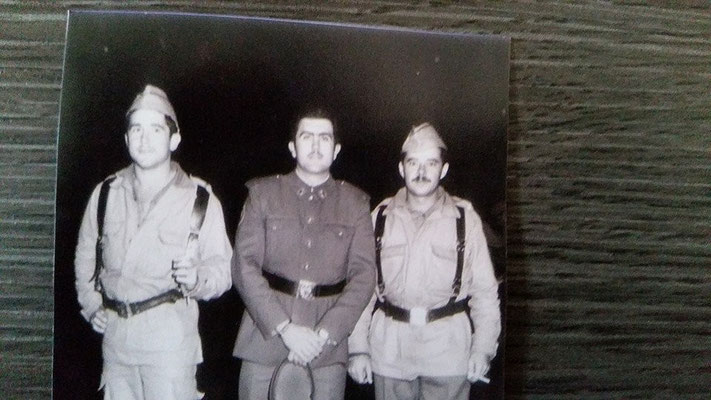 A la derecha, Tomás el de López (La Solana)