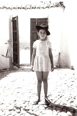 La Rosarillo, hija del Agüelico y de Rosario. La Solana