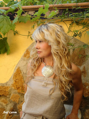 Fina Moral. (Anif Larom  2010)