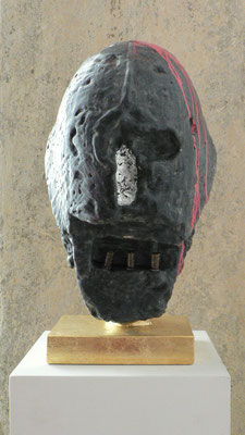 "wenn Gott erwacht", h.ca.50cm, Mischtechnik auf Wachs auf Gips, 2008 