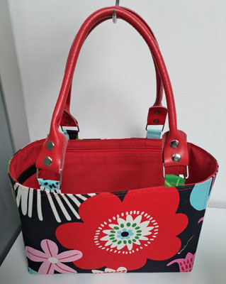 Le modèle Vanessa tissu oxford Alexander Henry 79 €