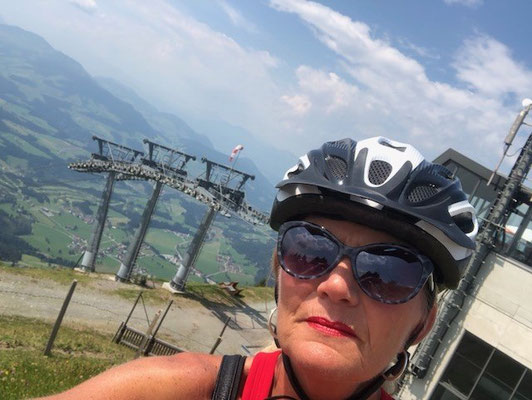 Angelique was aan het E-mountainbike'n in Oostenrijk