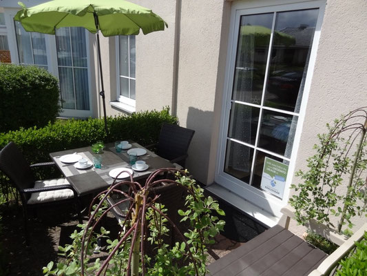 Terrasse am Schlafzimmer in Süd-Ost-Lage
