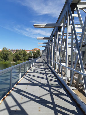 die Brücke über den Duero - gleich neben unserem Stellplatz