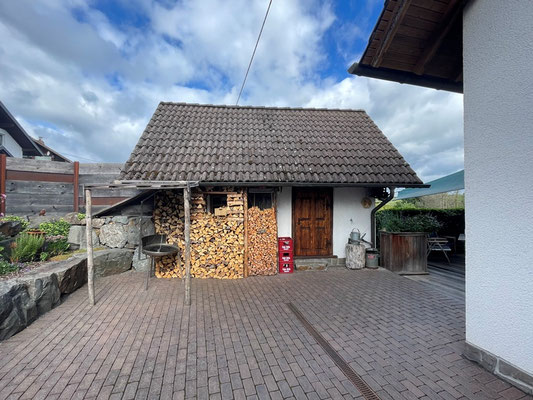 in ihrem Partyhaus - danke für die Gastfreundschaft