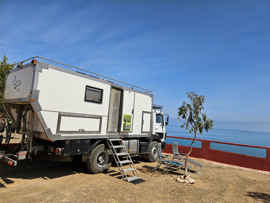Was für ein Stellplatz: Camping Les Amis de Cala Iris