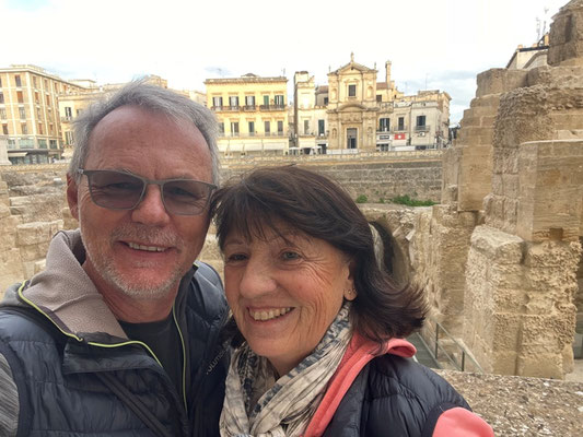 schon wieder zwei Touris, diesmal in Lecce