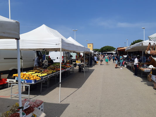 Wochenmarkt in Castellsardo