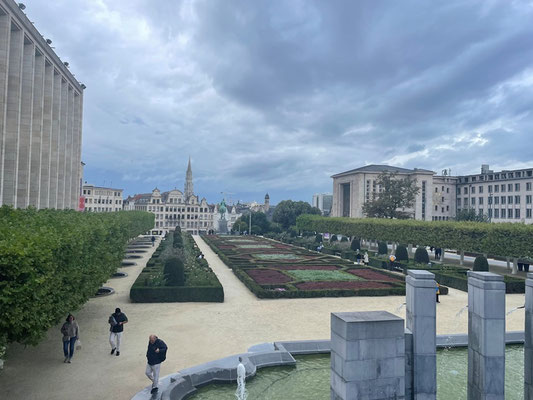 der "Jardin du Mont des Arts" - Garten des Berges der Kunst ...?