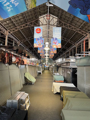 auch der lokale Markt "Mercat de la Boqueria" ist aufgrund des Feiertages leider geschlossen. Schade!