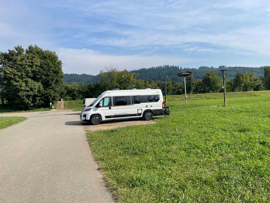 hier direkt am Rhein konnten wir übernachten