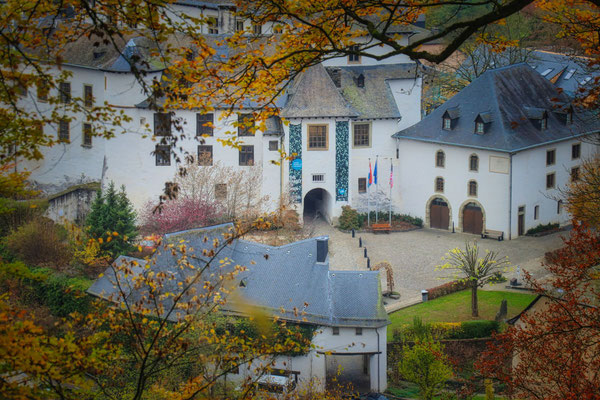 Schloss-Burg-Clervaux-Luxemburg