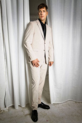 German-Male-Model-MeetUp-Fotoshooting-Indoor-Offenbach-am-Main
