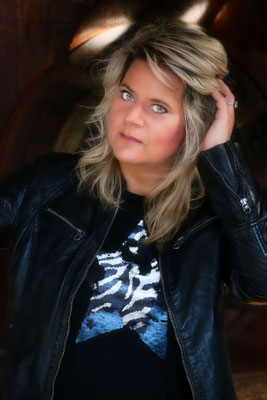 Porträt-Foto-Shooting-Outdoor-LAPADU-Duisburg