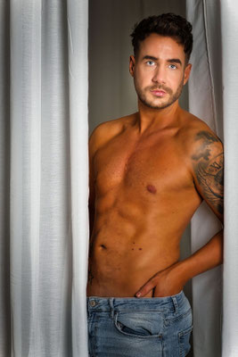 German-Male-Model-MeetUp-Fotoshooting-Indoor-Offenbach-am-Main